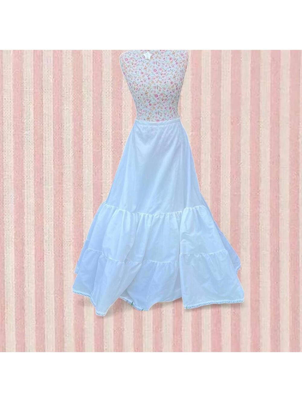 Vintage white tiered lace trim petticoat skirt